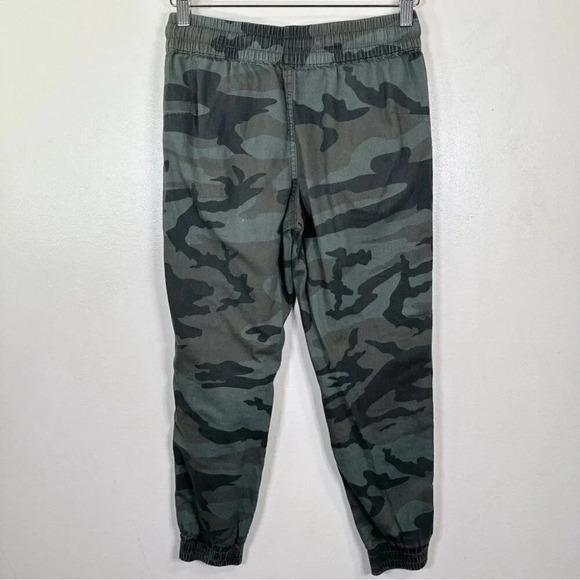Aritzia Womens Size Xsmall Tna Alix  Camo Jogger - Picture 13 of 13